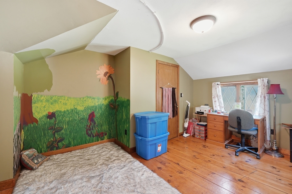 151 Narrows Road Westminster, MA 01473 - Photo 23 of 28