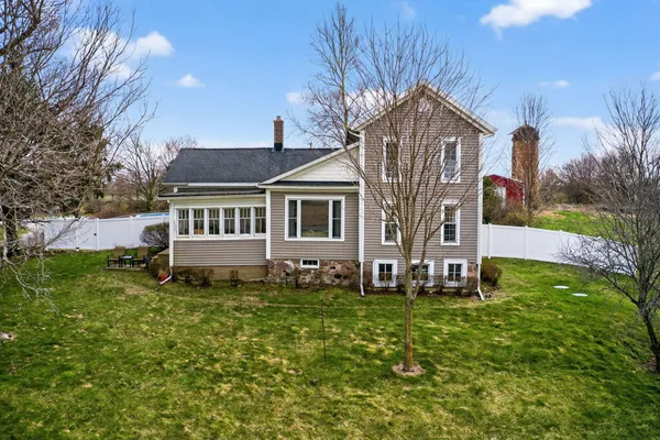 $600,000 | 11403 Highway 10, Argos, IN 46501