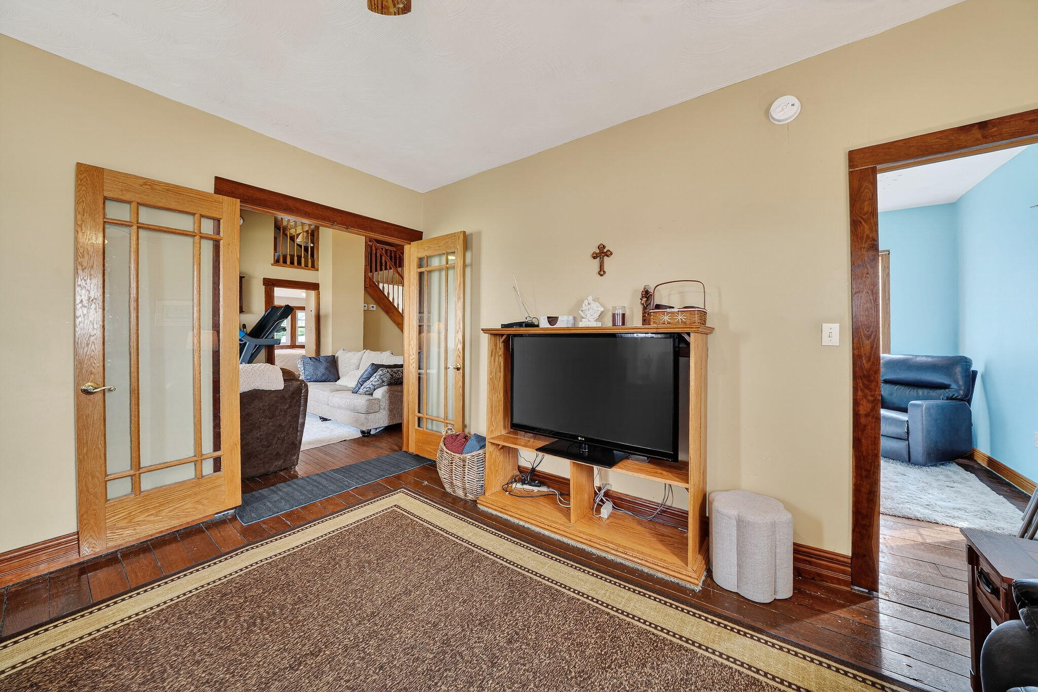 11403 Highway 10 Argos, IN 46501 - Photo 14 of 50 a living room with furniture and a flat screen tv