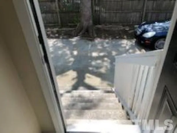 $1,495 | 133 South Tarboro Street, Raleigh, NC 27610