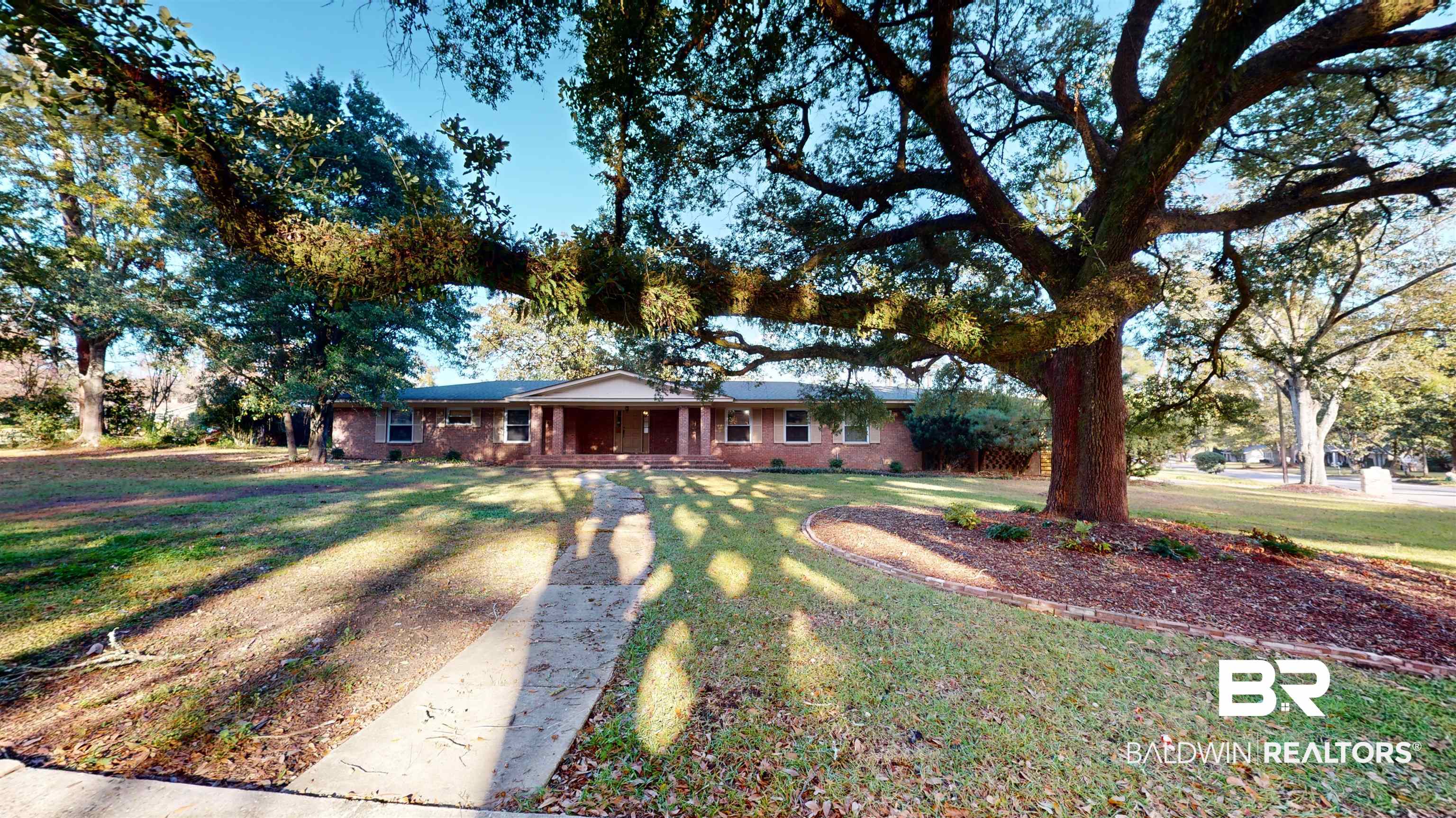 3904 South Ashley Drive Mobile, AL 36608 - Photo 1 of 28 Front of Structure