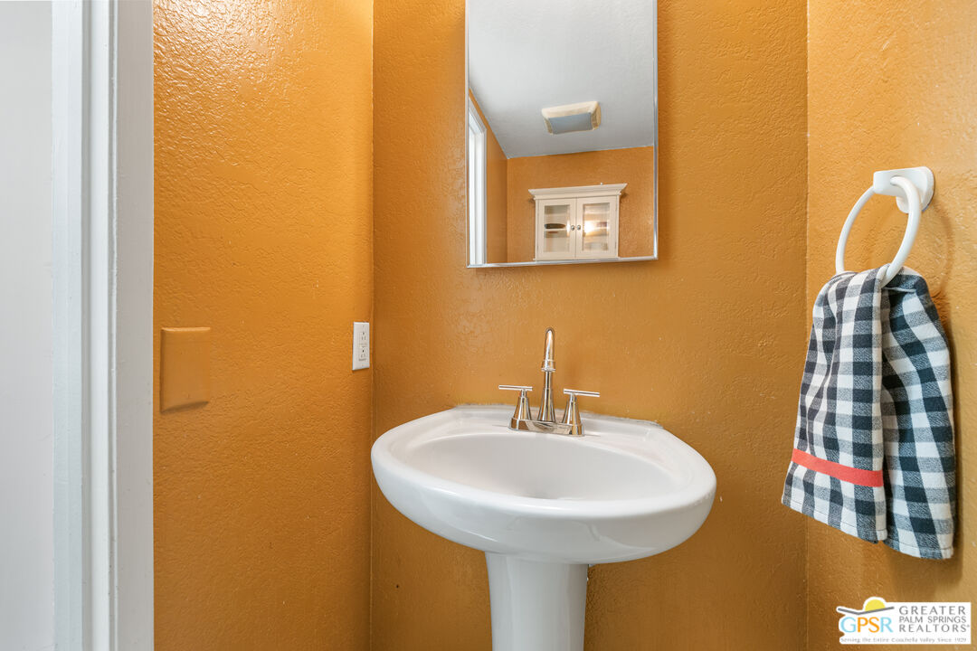 357 West Mariscal Road Palm Springs, CA 92262 - Photo 10 of 44 Gallery Image 10