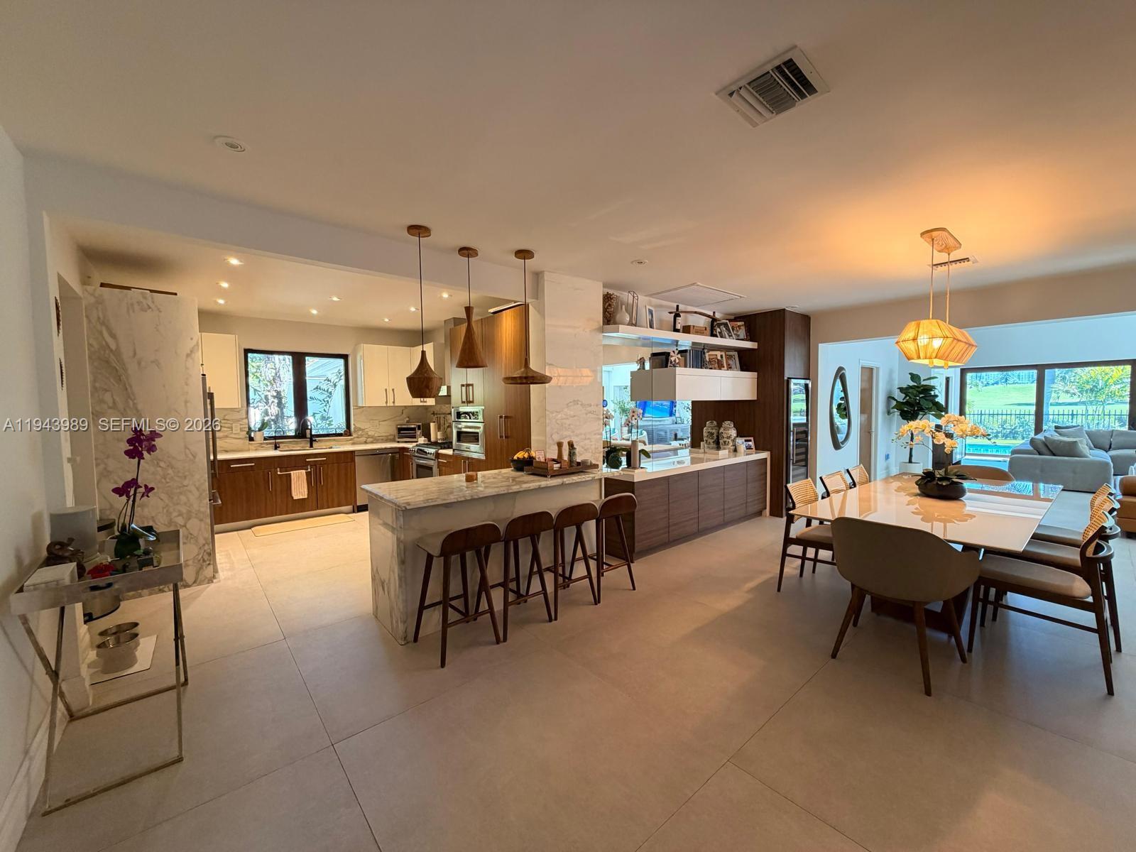 5911 Alton Road Miami Beach, FL 33140 - Photo 17 of 40