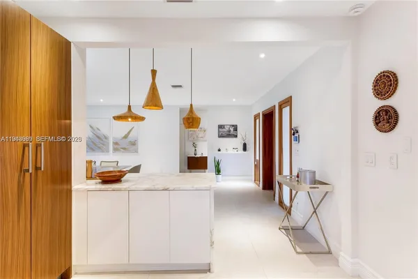 $18,500 | 5911 Alton Road, Miami Beach, FL 33140