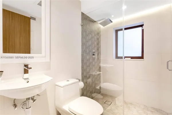 $18,500 | 5911 Alton Road, Miami Beach, FL 33140