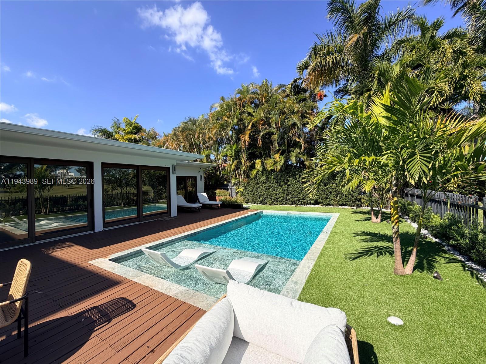 5911 Alton Road Miami Beach, FL 33140 - Photo 4 of 40