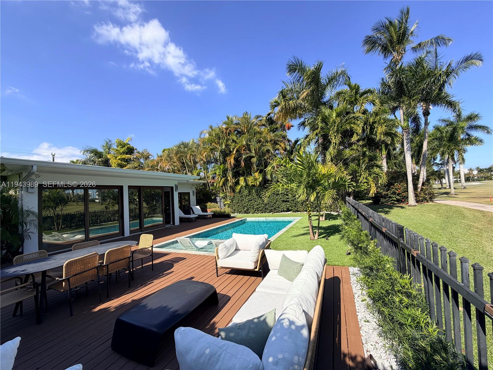 5911 Alton Road Miami Beach, FL 33140 - Photo 5 of 40