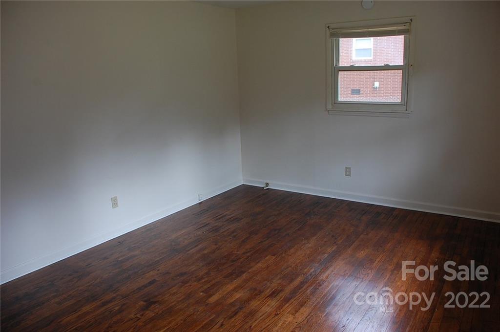 43638 Colonial Heights Road New London, NC 28127 - Photo 7 of 16 Gallery Image 7