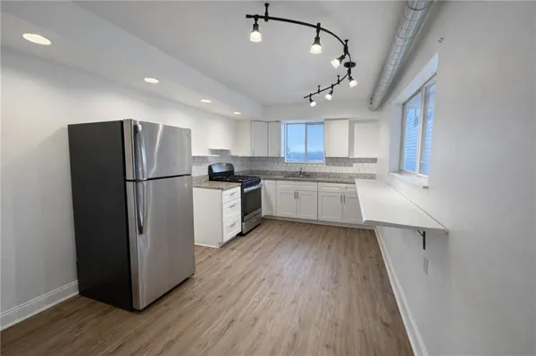 $2,750 | 1921 Shamokin Street, Pittsburgh, PA 15203