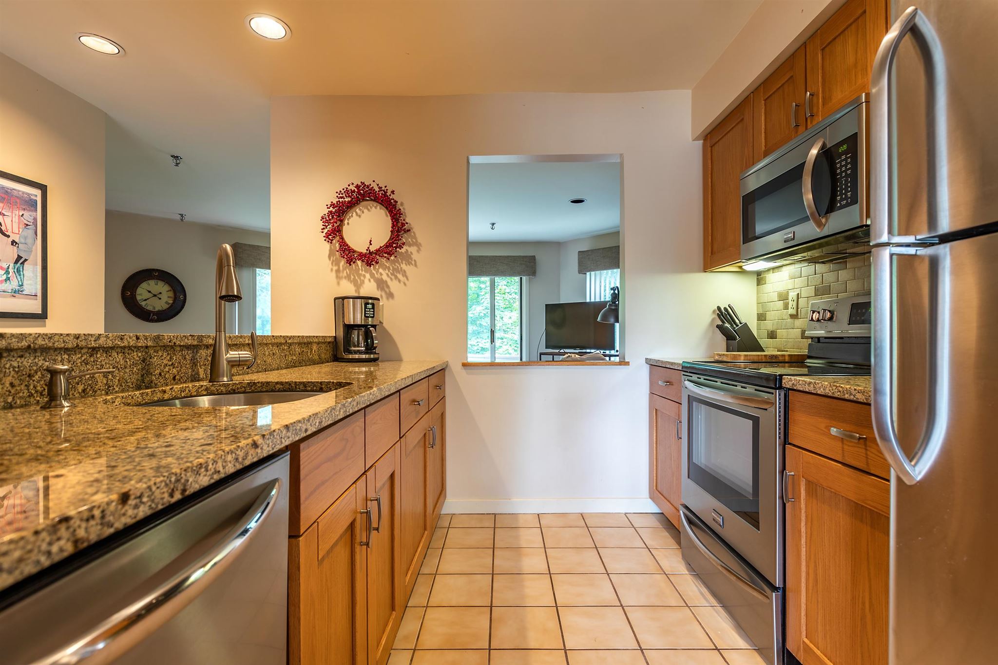 47 High Point Drive, Unit B24 Stratton, VT 05155 - Photo 4 of 33 Gallery Image 4