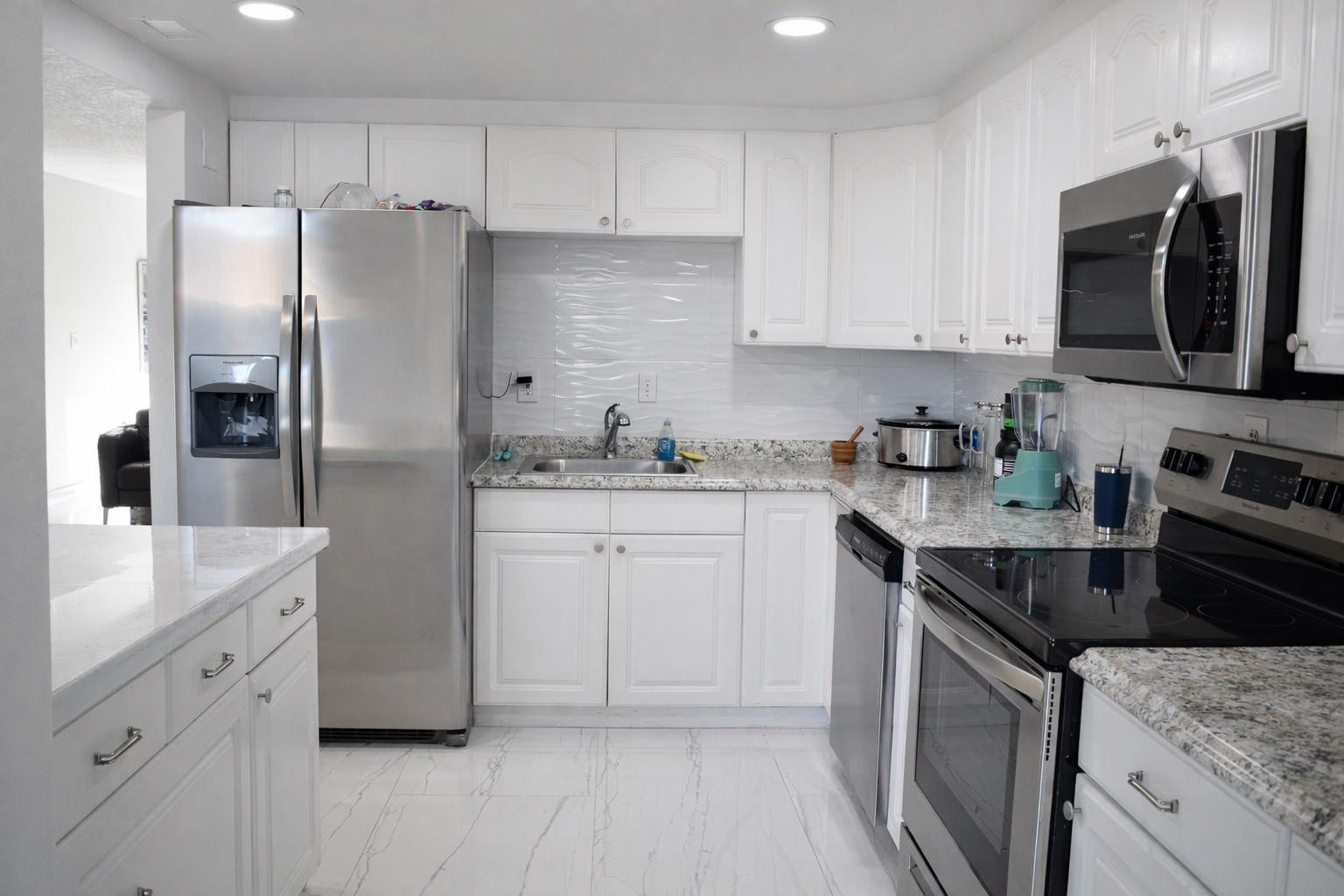 8401 West Sample Road, Unit 5 Coral Springs, FL 33065 - Photo 4 of 17 Photo 4