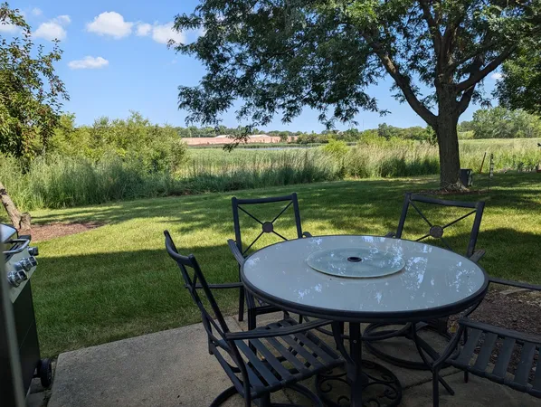 $2,300 | 2502 Oak Tree Lane, Plainfield, IL 60586