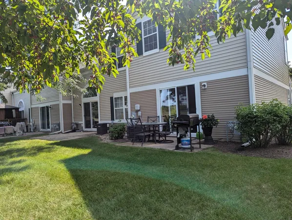 $2,300 | 2502 Oak Tree Lane, Plainfield, IL 60586