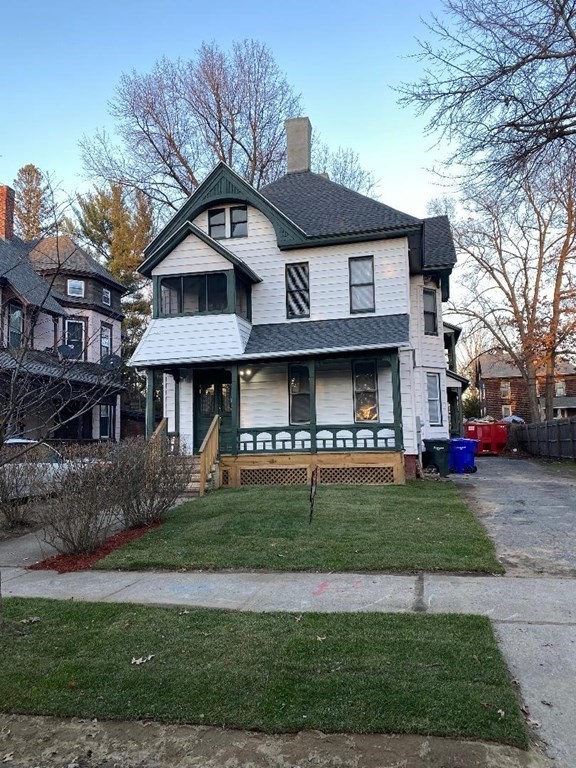 153 Westminster Street Springfield, MA 01109 - Photo 2 of 27 Gallery Image 2