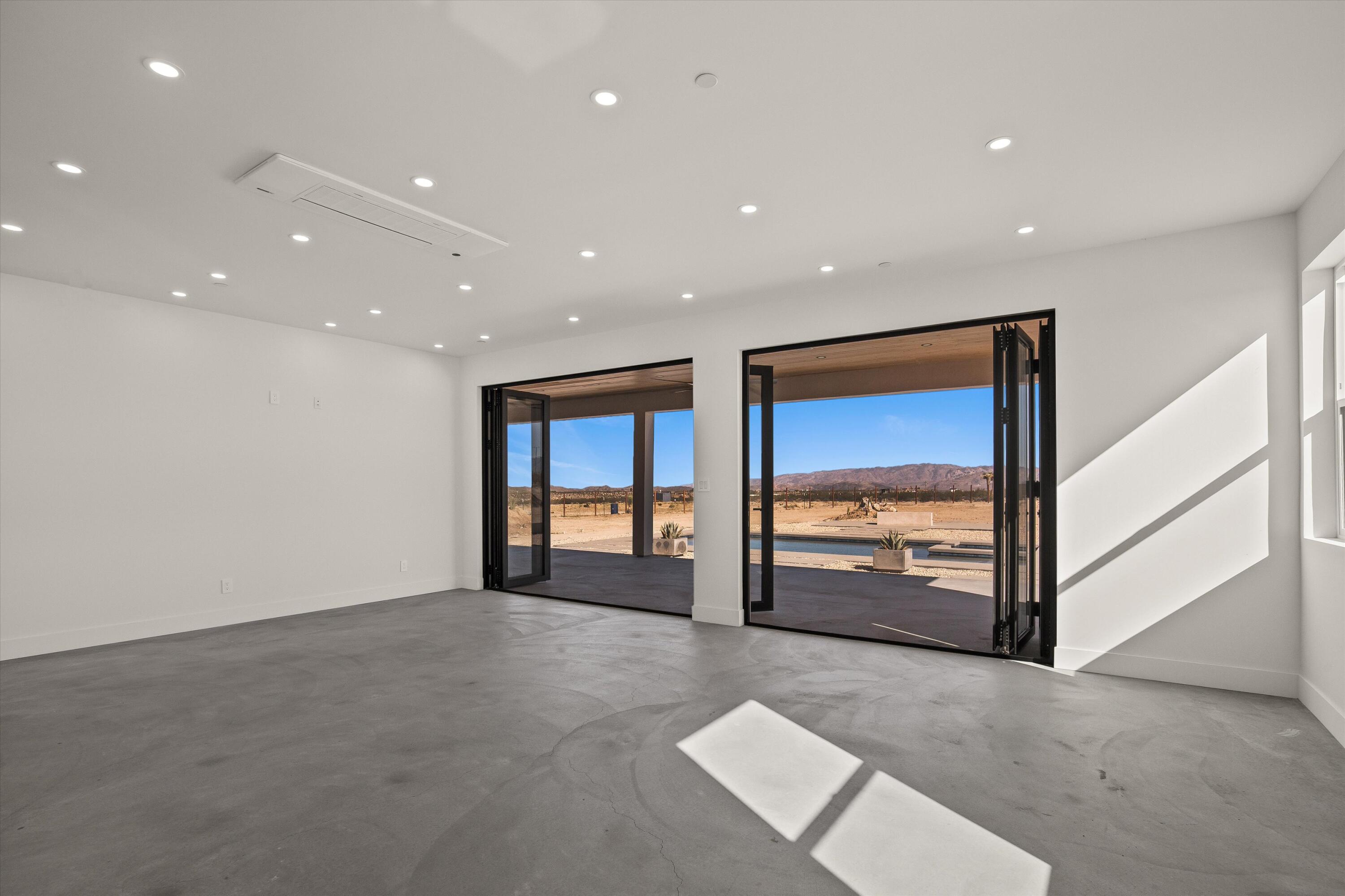 1925 Border Avenue Joshua Tree, CA 92252 - Photo 20 of 60 a view of an empty room