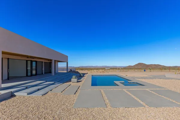 $874,000 | 1925 Border Avenue, Joshua Tree, CA 92252