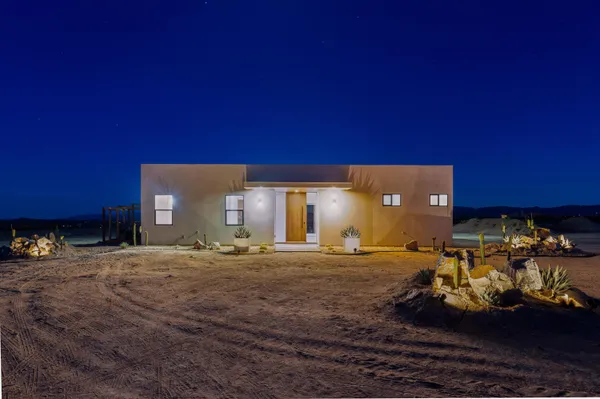$874,000 | 1925 Border Avenue, Joshua Tree, CA 92252