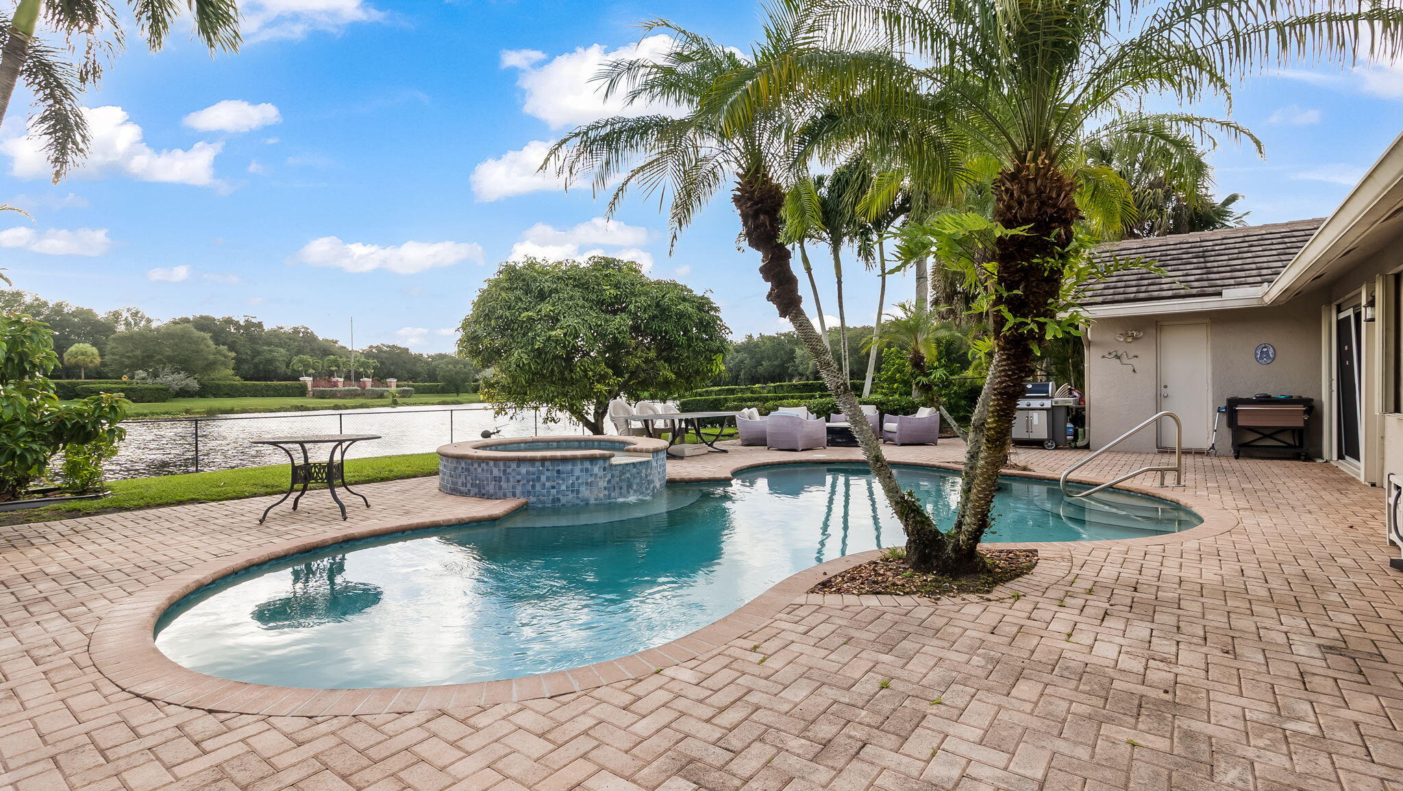 3171 Overlook Road Davie, FL 33328 - Photo 43 of 55 52-web-or-mls-DSC08181