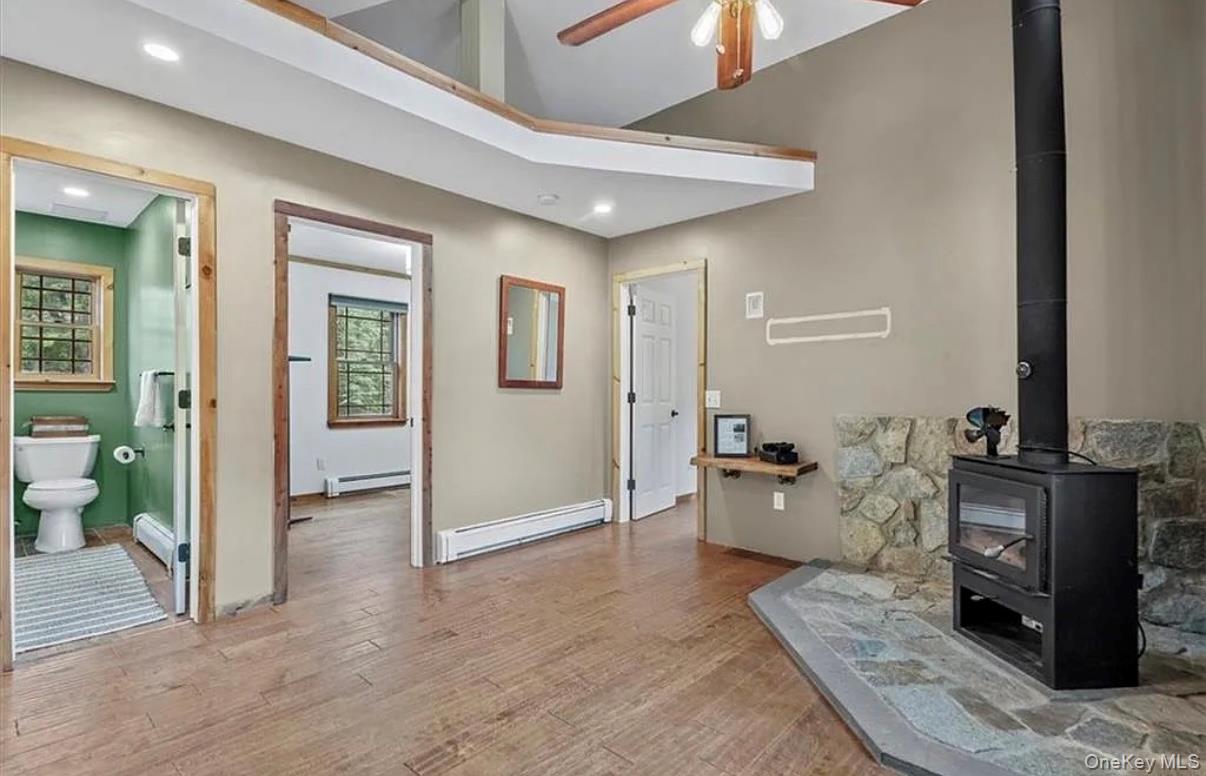 11 Oakdale Road Putnam Valley, NY 10579 - Photo 11 of 31 a living room with furniture and wooden floor