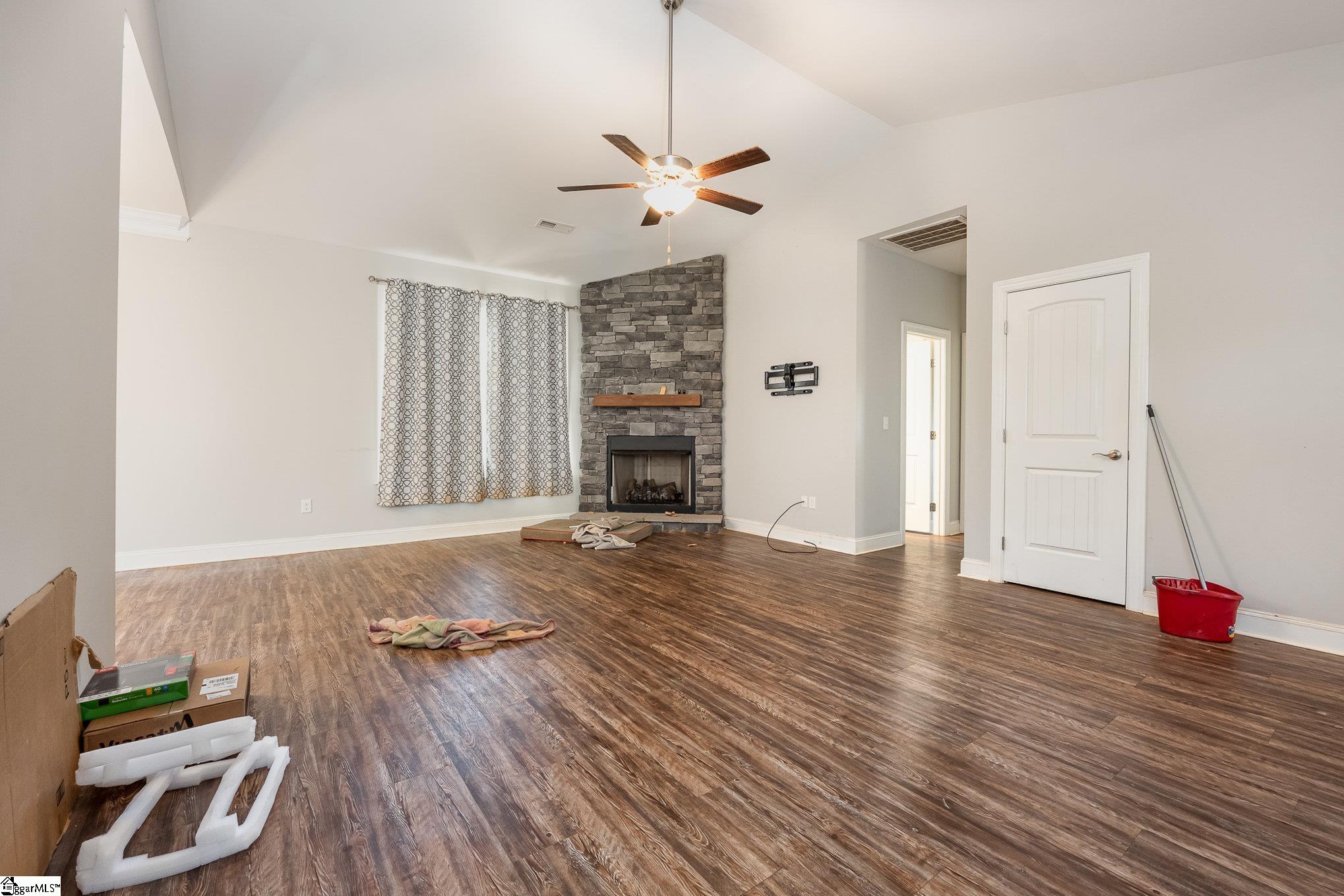 102 Charlie Road Liberty, SC 29657 - Photo 7 of 33
