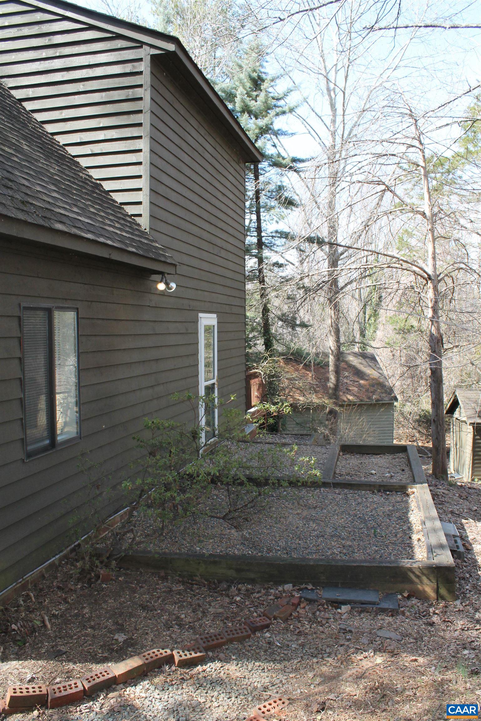 118 Mill Creek Drive Charlottesville, VA 22902 - Photo 5 of 30 a view of a house with a yard