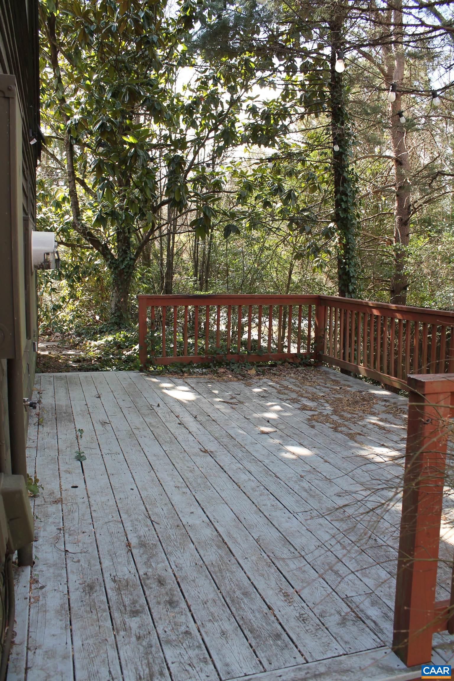 118 Mill Creek Drive Charlottesville, VA 22902 - Photo 7 of 30 a view of street with wooden fence
