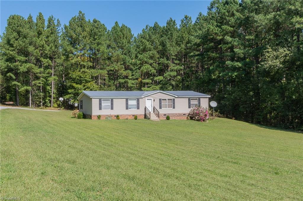 582 Lingle Farm Road Lexington, NC 27295 - Photo 1 of 38 Gallery Image 1