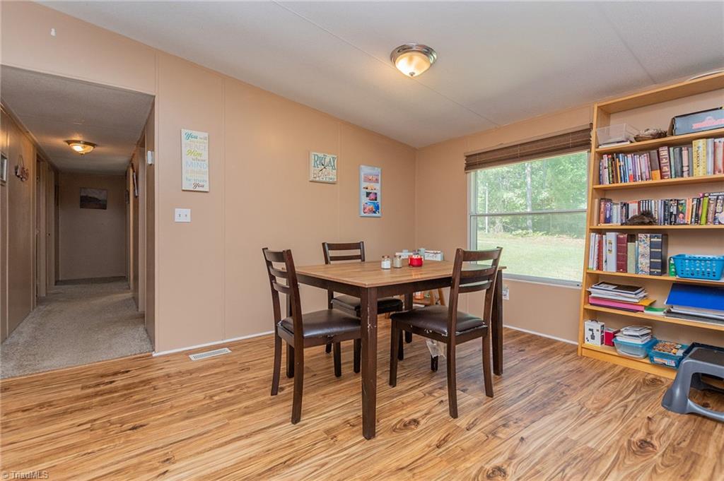 582 Lingle Farm Road Lexington, NC 27295 - Photo 11 of 38 Gallery Image 11