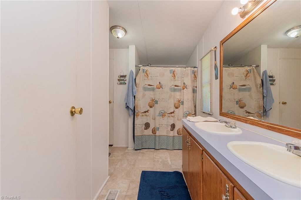 582 Lingle Farm Road Lexington, NC 27295 - Photo 20 of 38 Gallery Image 20
