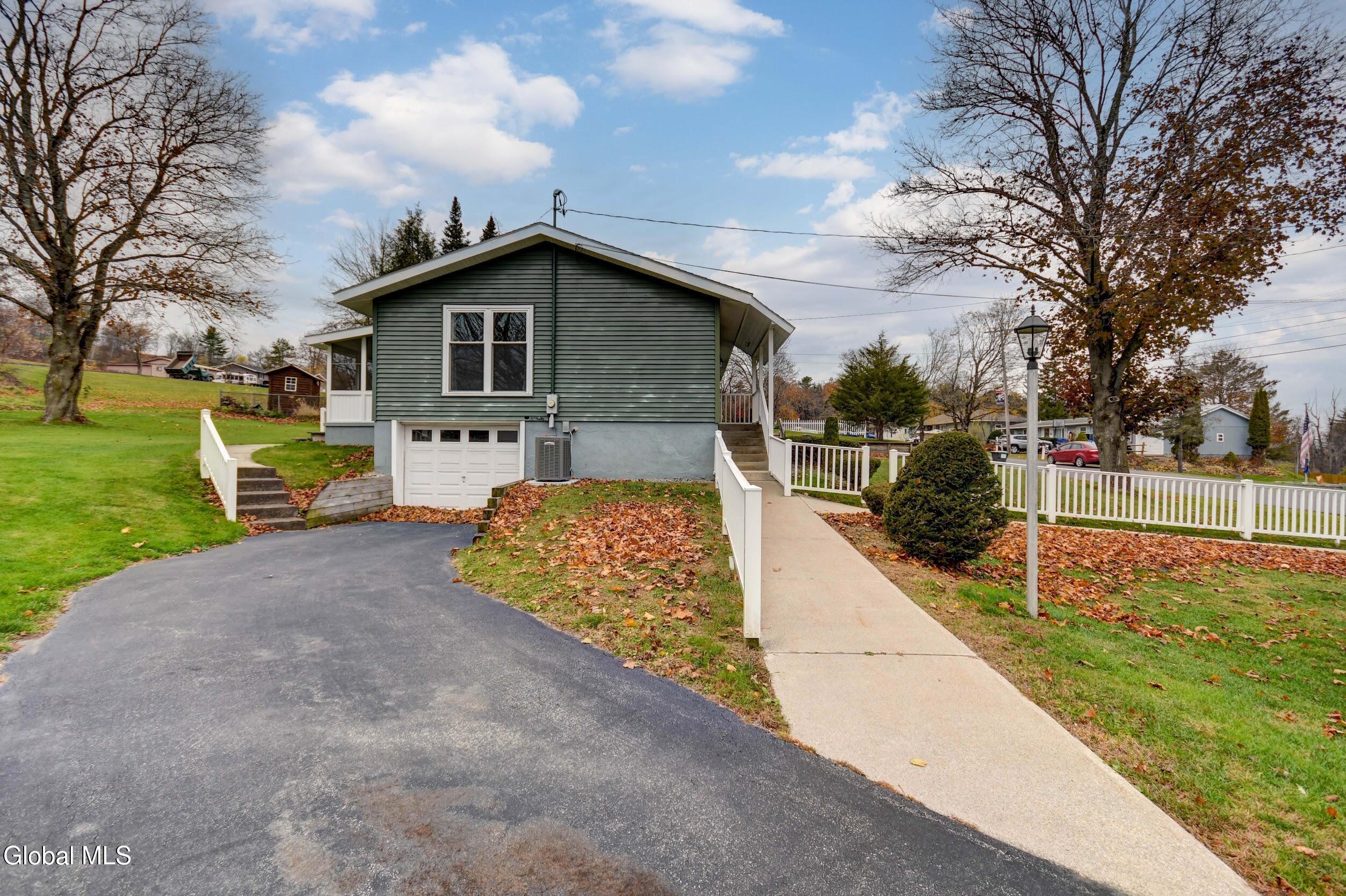 15 Ridge Road Canajoharie, NY 13317 - Photo 4 of 40 15 Ridge Rd-7