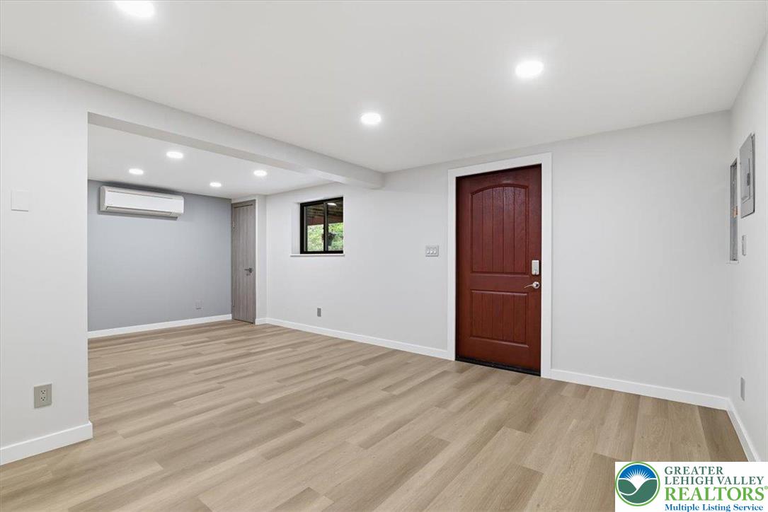 883 Deerfield Road Lake Ariel, PA 18436 - Photo 40 of 81