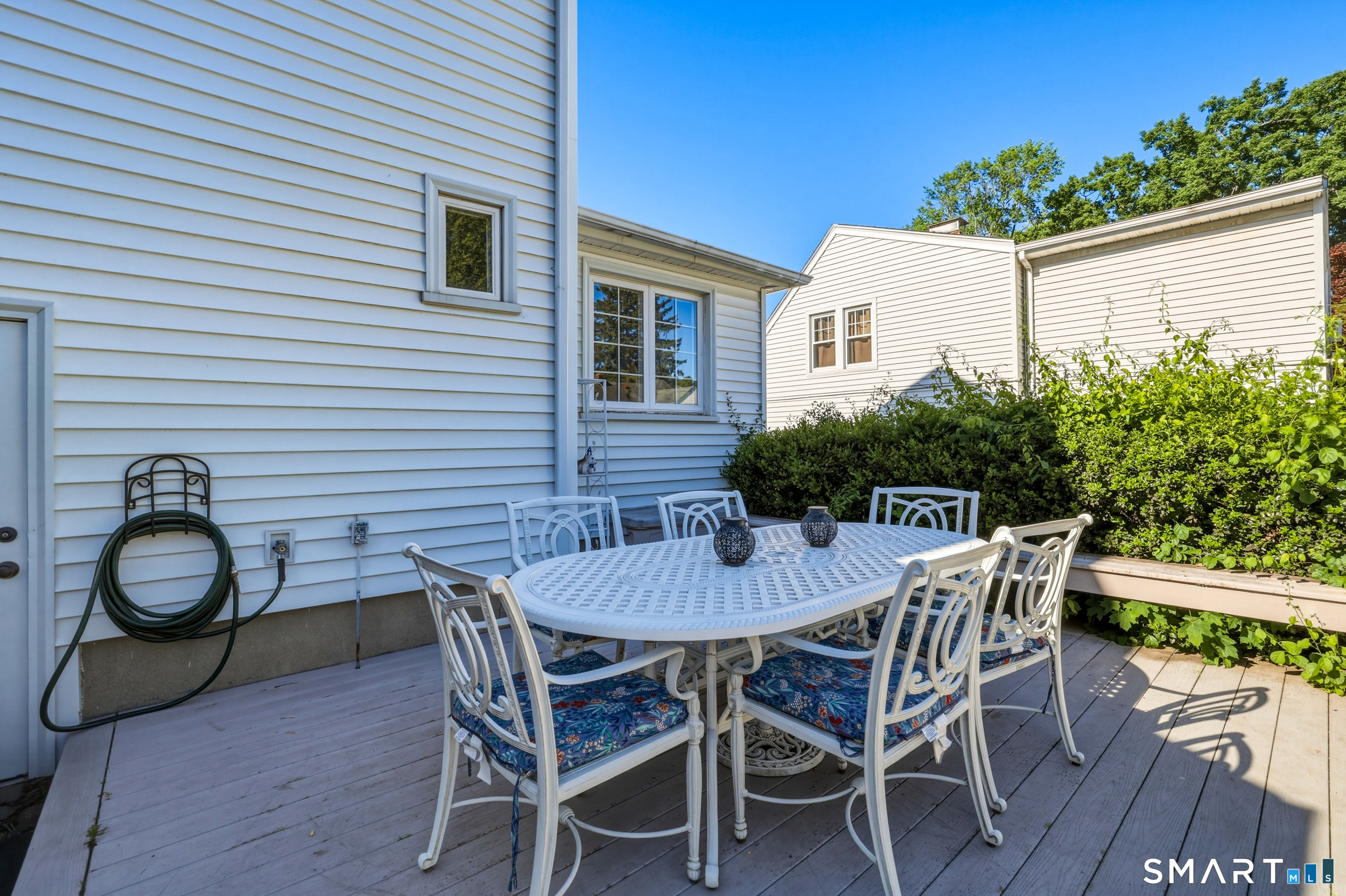 29 Wayland Avenue Waterbury, CT 06708 - Photo 30 of 33 Patio