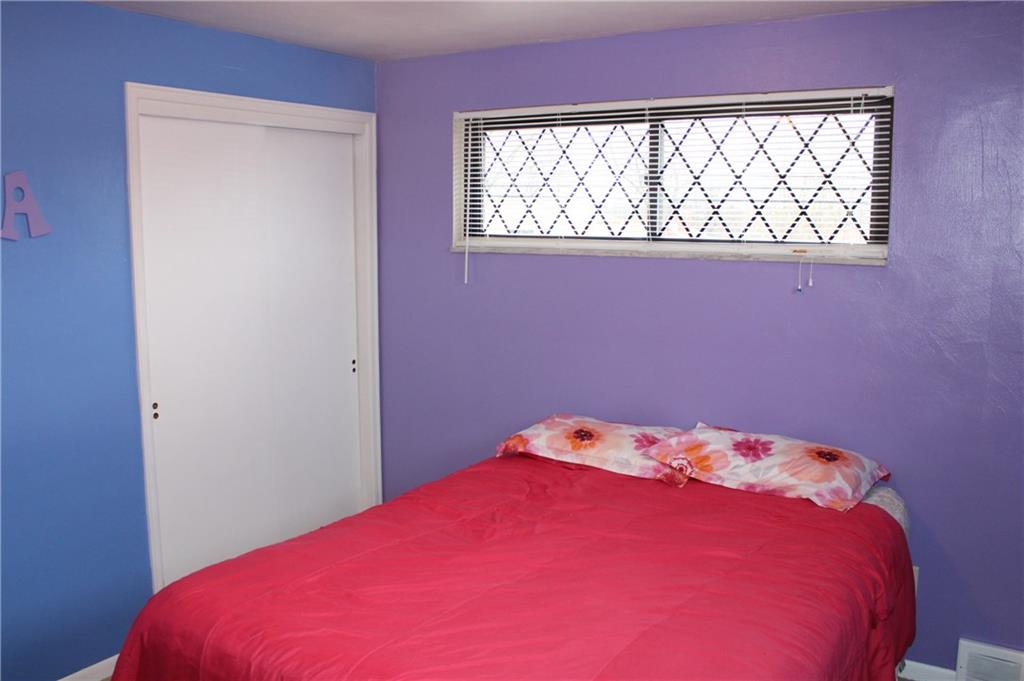 960 Lindsay Road Carnegie, PA 15106 - Photo 11 of 24 Second Bedroom features large closet.