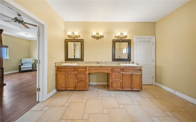 $825,000 | 6001 King Trail, Corpus Christi, TX 78414