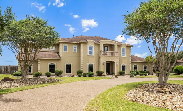 $825,000 | 6001 King Trail, Corpus Christi, TX 78414