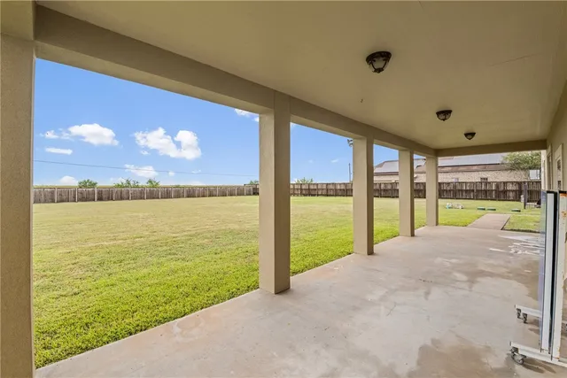 $825,000 | 6001 King Trail, Corpus Christi, TX 78414