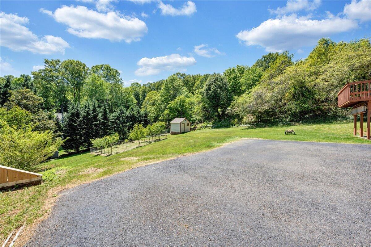 4434 Rosecrest Road Roanoke, VA 24018 - Photo 40 of 48 41-MIB01335