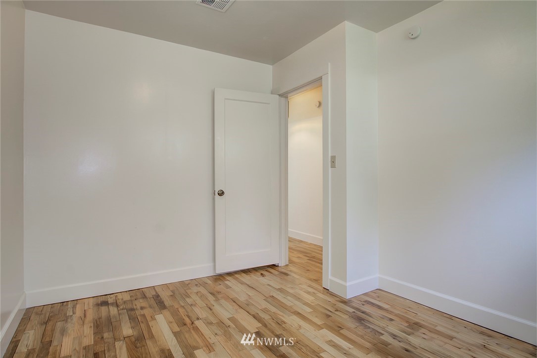 21450 Vetter Road Northwest Poulsbo, WA 98370 - Photo 21 of 39