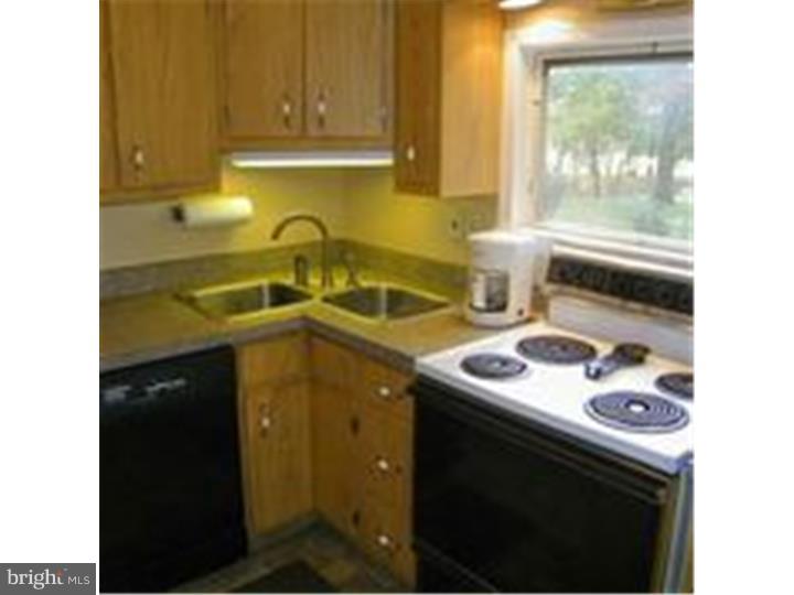 1464 Dillon Road Ambler, PA 19002 - Photo 15 of 25 Kitchen