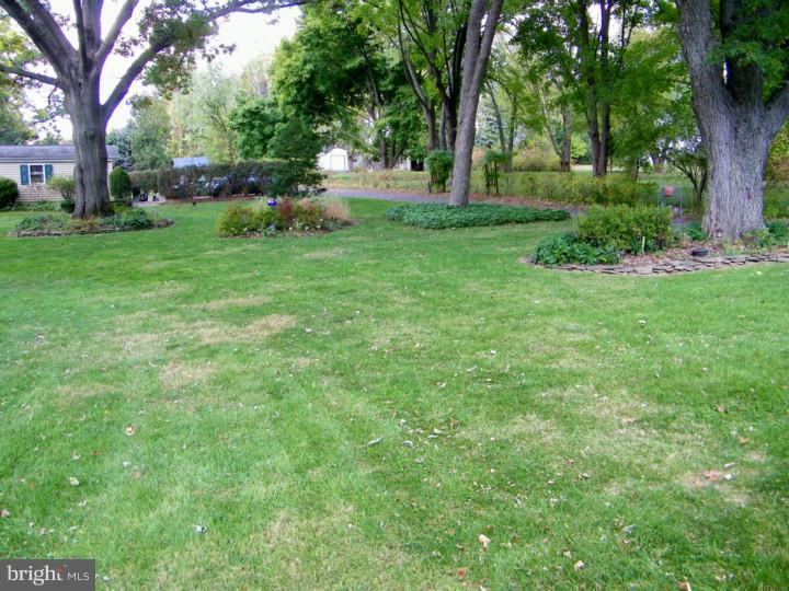 1464 Dillon Road Ambler, PA 19002 - Photo 10 of 25 Exterior Back