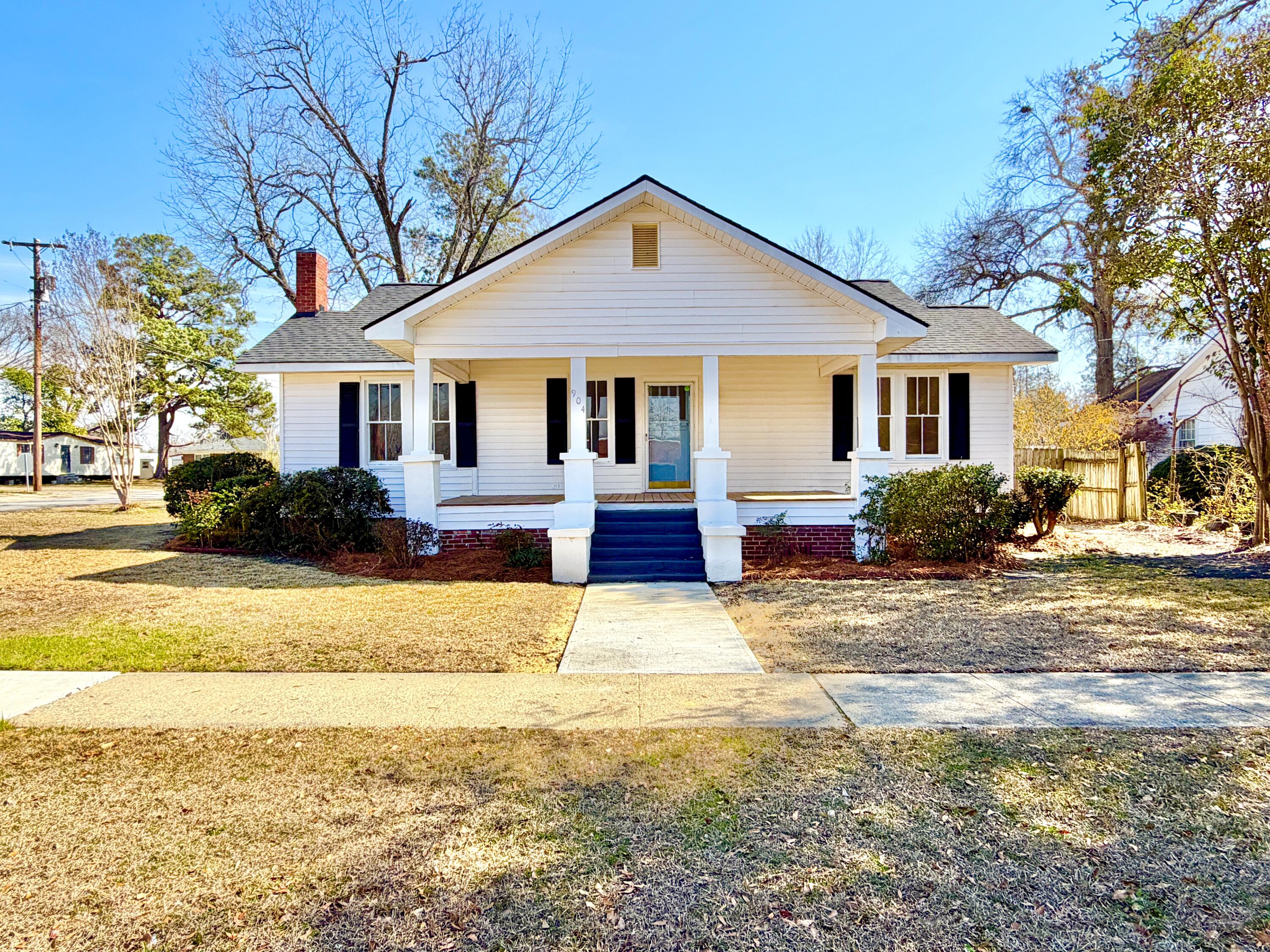 904 Girard Avenue Sardis, GA 30456 - Photo 2 of 36 IMG_7647
