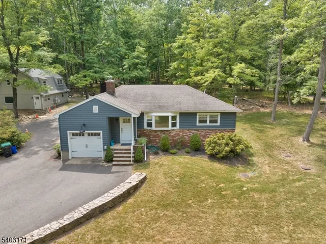 $3,400 | 422 Hollow Road, Skillman, NJ 08558