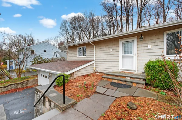 $4,700 | 6 Brighton Street, Danbury, CT 06811
