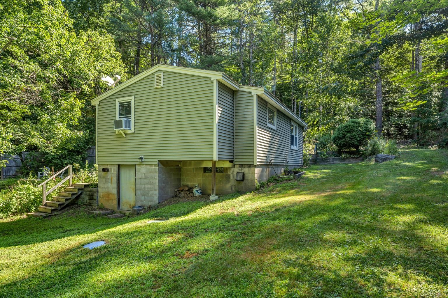 108 Berry River Road Barrington, NH 03825 - Photo 22 of 25 Gallery Image 22