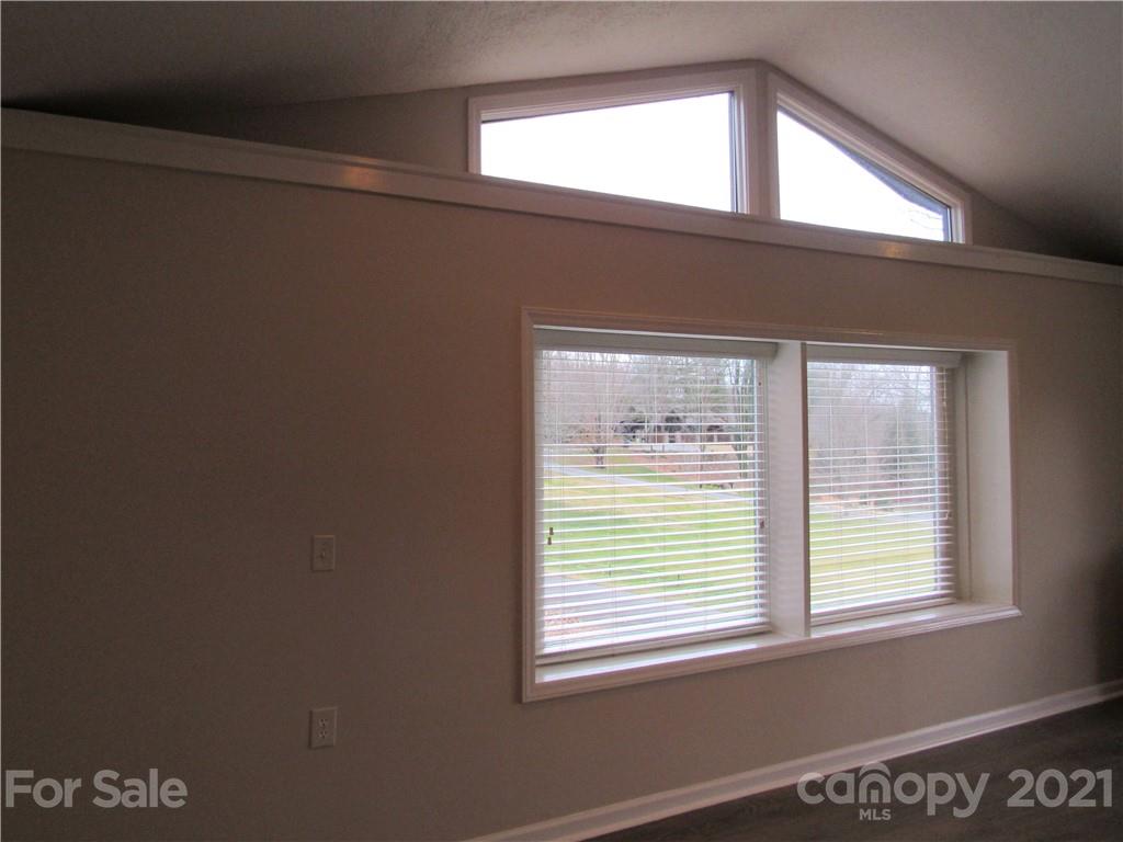 788 Eagles Nest Road, Unit G Waynesville, NC 28786 - Photo 11 of 25