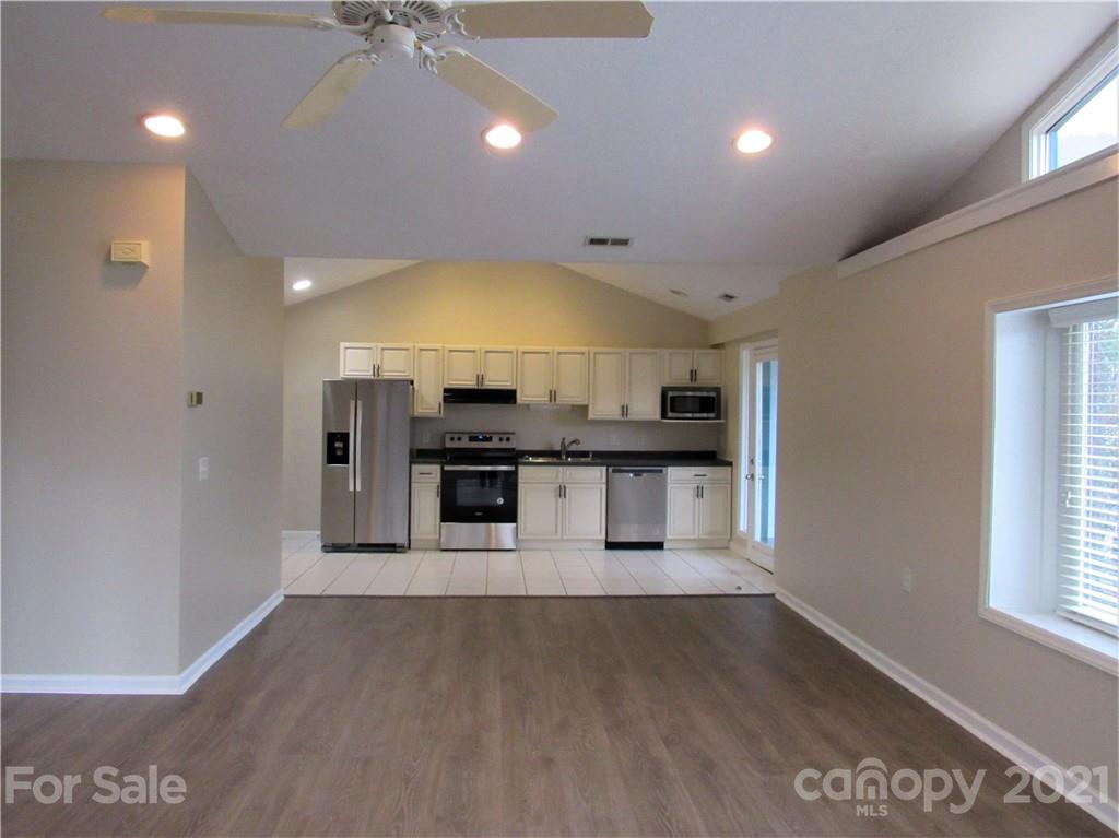 788 Eagles Nest Road, Unit G Waynesville, NC 28786 - Photo 9 of 25