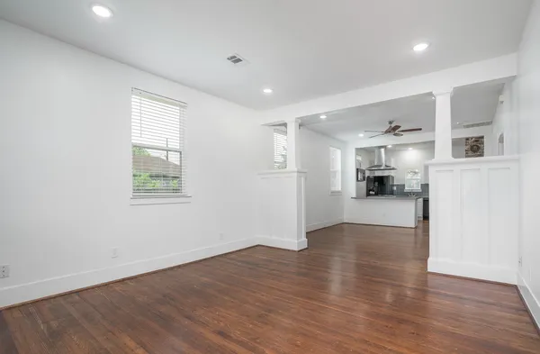 $1,850 | 2311 Lee Street, Houston, TX 77026