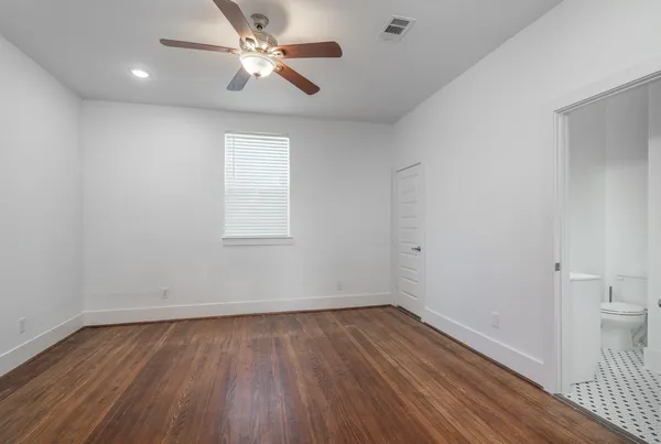 $1,850 | 2311 Lee Street, Houston, TX 77026