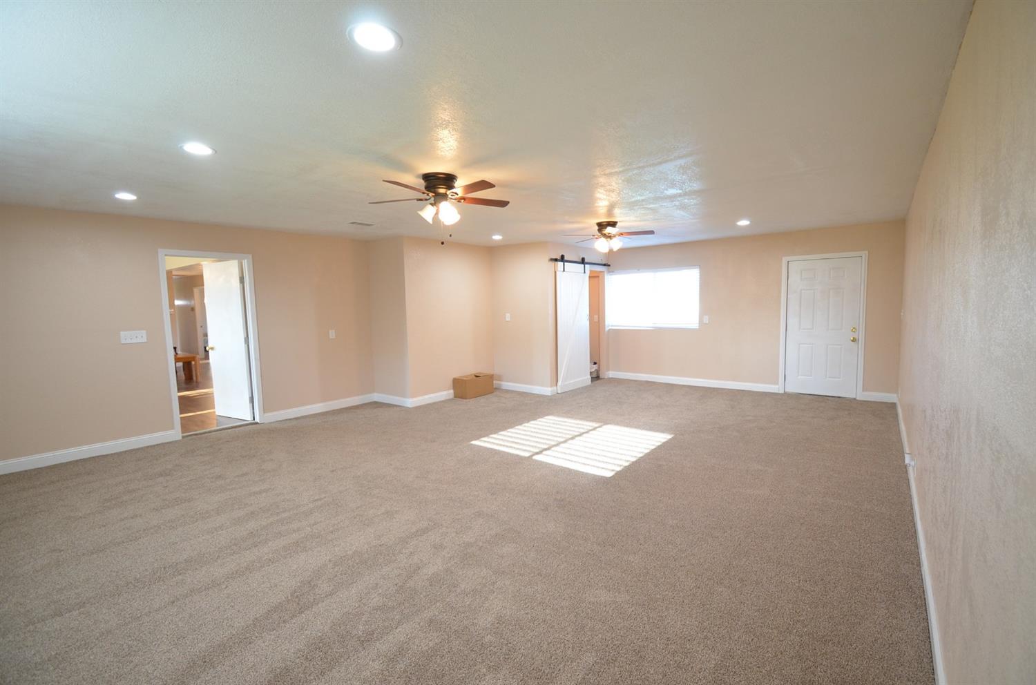 16936 Mark Road Madera, CA 93636 - Photo 2 of 27 Gallery Image 2