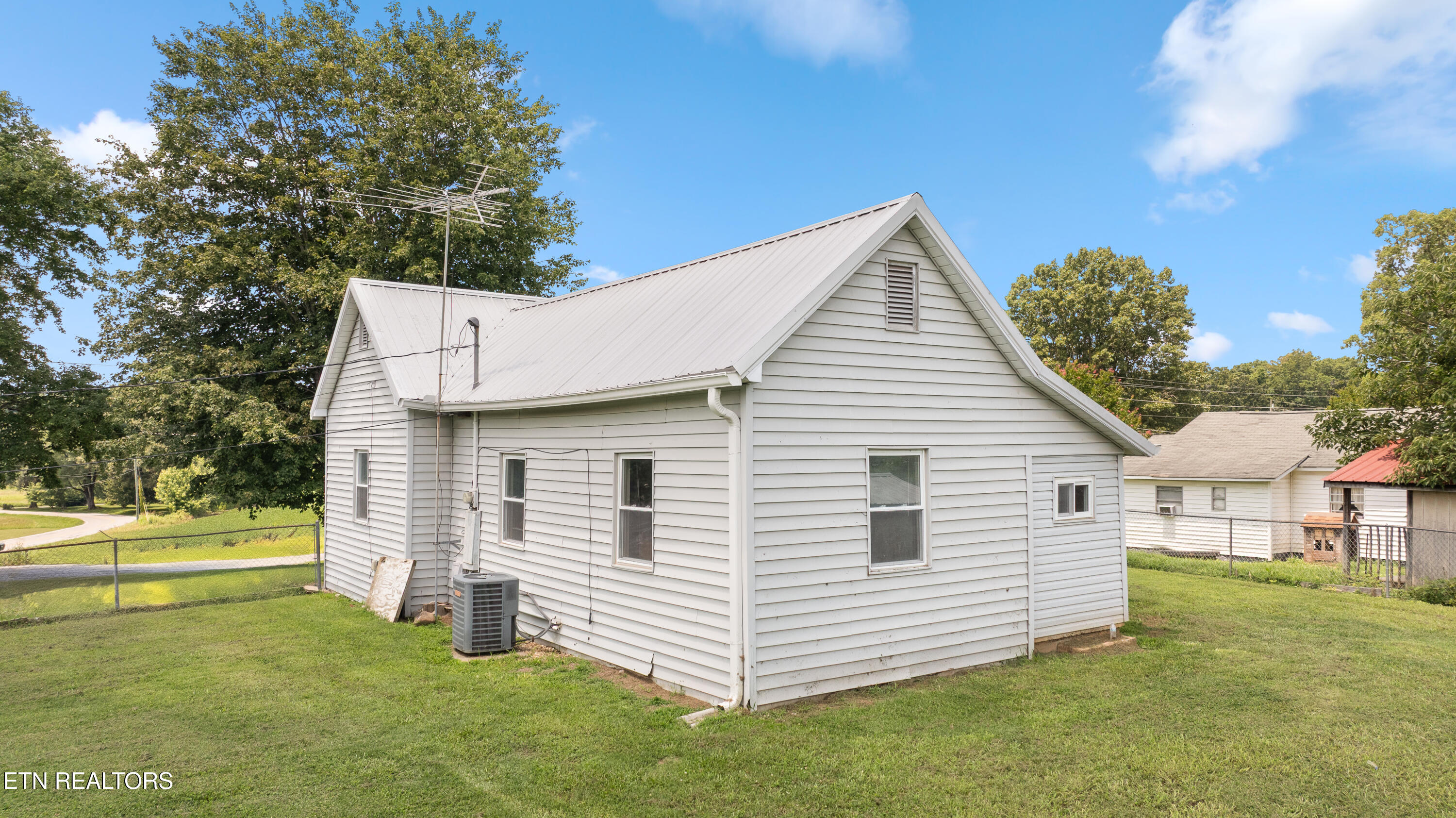 18015 Steekee Road Loudon, TN 37774 - Photo 7 of 24 DJI_0915